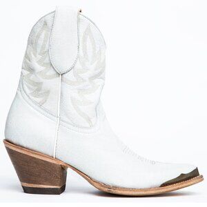 Idyllwind White Ankle Boots